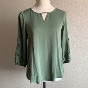 Market & Spruce - olive green bohemian blouse